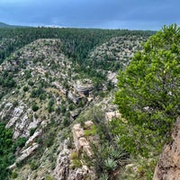 Foto diambil di Walnut Canyon National Monument oleh Eric R. pada 8/22/2024