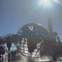 8/23/2024にNoura 🧜🏼‍♀️がUniversal Studios Hollywood Globe and Fountainで撮った写真