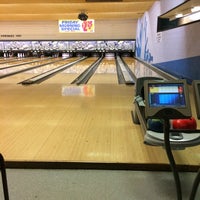 Foto diambil di Lawn Lanes oleh Samantha C. pada 2/15/2017