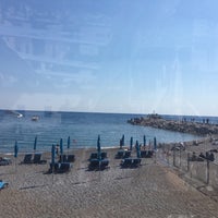 Photo taken at Ristorante Stella Maris Amalfi by Saniye Ö. on 4/22/2017