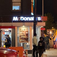 Foto scattata a McDonald&amp;#39;s da Vikram il 10/26/2019