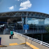 Foto scattata a Terminal 2 da Gary K. il 7/19/2019