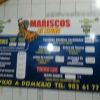 Foto diambil di Mariscos El Tigre oleh Mario R. pada 7/6/2012