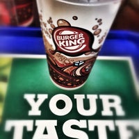 Photo taken at Burger King by Steo P. on 8/6/2012