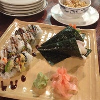 Photo prise au Wasabi House par Hayley S. le5/16/2012