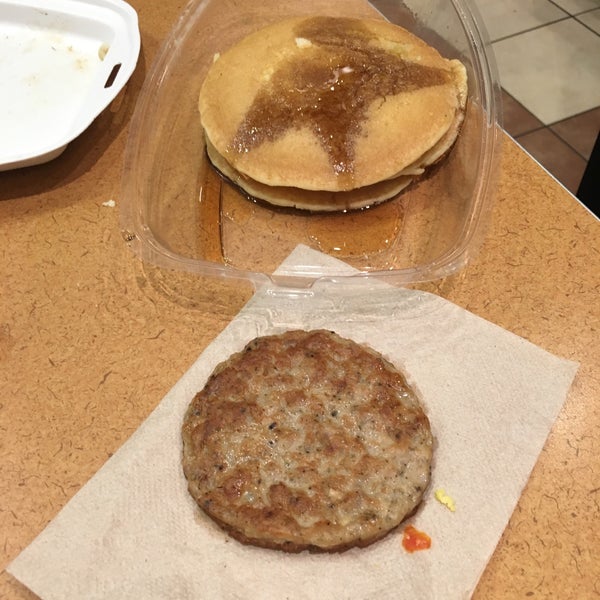 4/24/2017 tarihinde Pocketfullofjoy N.ziyaretçi tarafından McDonald&#39;s'de çekilen fotoğraf