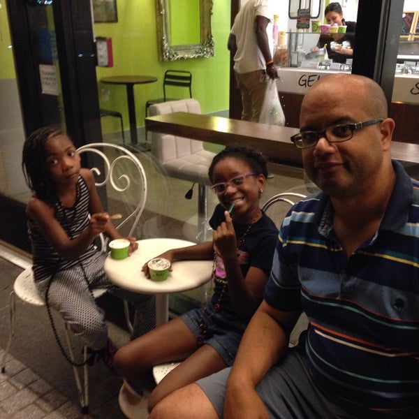 Photo taken at Dolci Gelati by Tobi D. on 9/20/2015