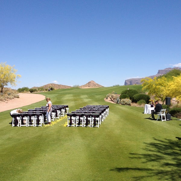 Photo taken at Gold Canyon Golf Resort And Spa by Gina L. on 4/28/2013