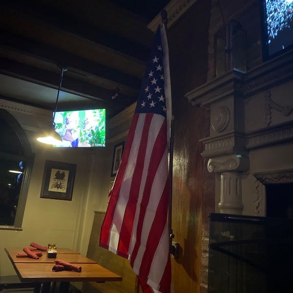 Photo prise au Dogwood Tavern par AMA DC . le5/16/2023