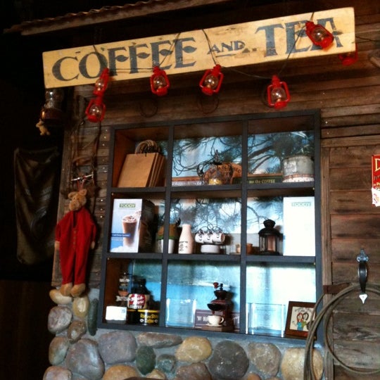 Photo taken at Cabin Coffee Espresso by Gigantor on 3/24/2011