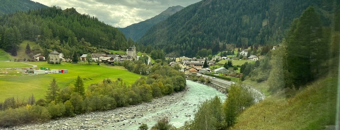 Bahnhof Susch is one of Meine Bahnhöfe.