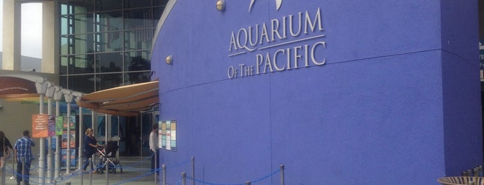 Aquarium of the Pacific is one of L.A., THE PUSH GIRLS WAY.