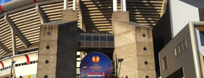 Johan Cruijff ArenA is one of Locais curtidos por Erdal Cem.