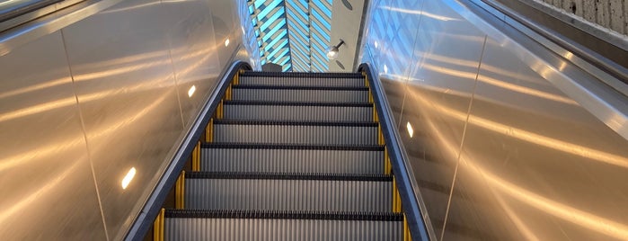 Rockville Metro Station is one of WMATA Train Stations.