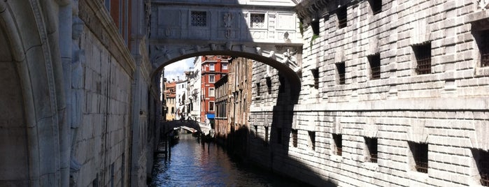 Bridge of Sighs is one of Места, где сбываются желания. Весь мир.