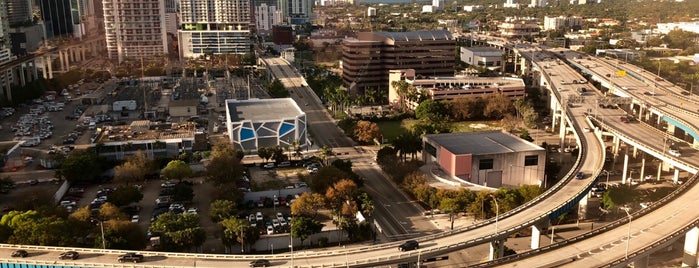 Museum Tower is one of Miami.