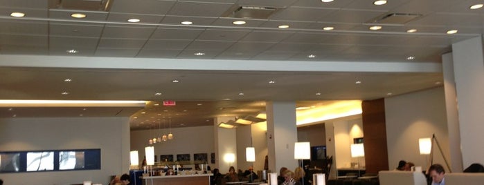 Delta Sky Club is one of Andrew’s Liked Places.