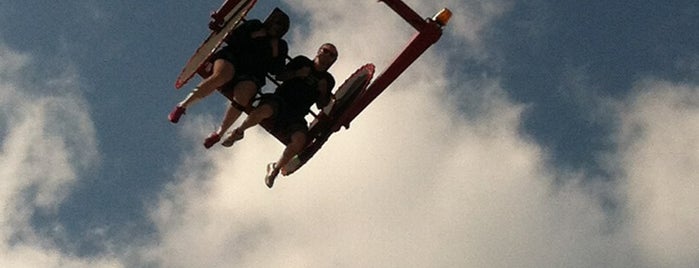 SkyScraper is one of Conquering Cedar Point.