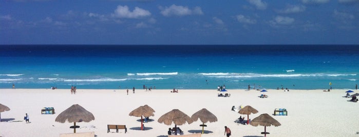 Playa Delfines (El Mirador) is one of Yucatan.