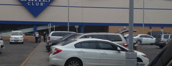 Sam's Club is one of DF.