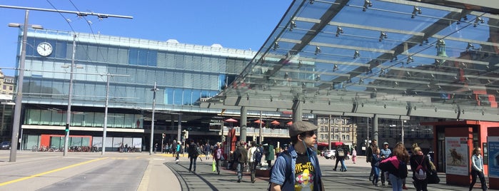 Bern Railway Station is one of Meine Bahnhöfe.