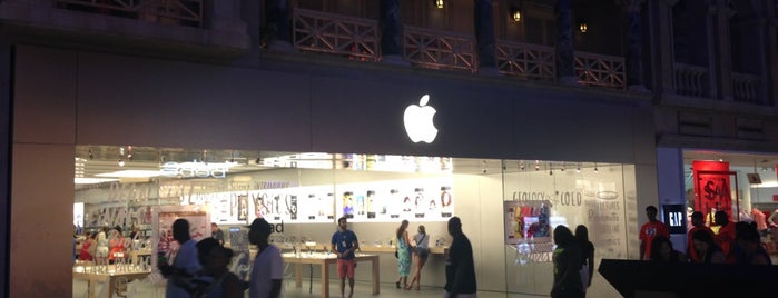 Apple The Forum Shops is one of Apple Stores.