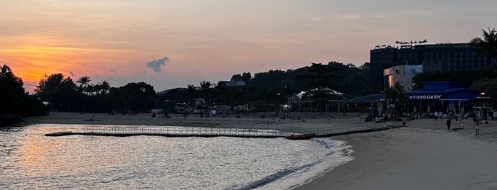 Palawan Beach is one of Posti che sono piaciuti a Pushkar.