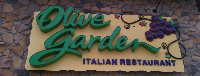 Olive Garden is one of The 11 Best Places for Tours in Arlington.