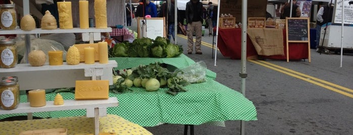 Marietta Farmer's Market is one of Tempat yang Disukai Trin.