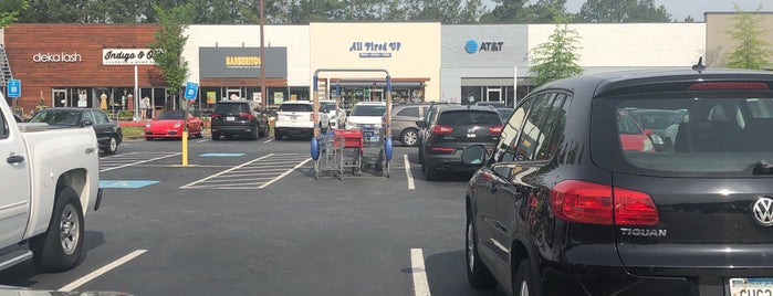 Sandy Plains Centrè is one of Shopping.