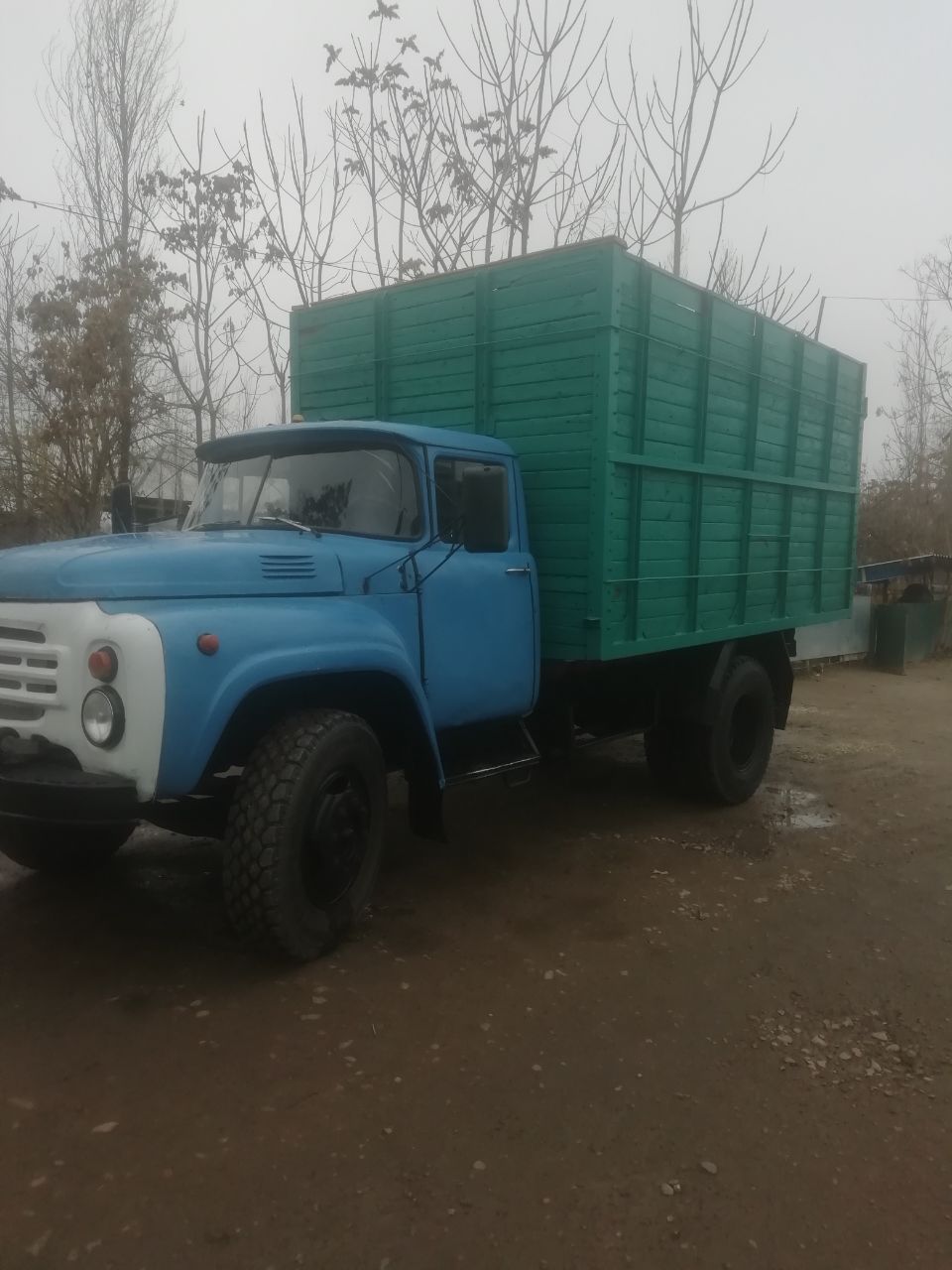 Zil 130 sotiladi