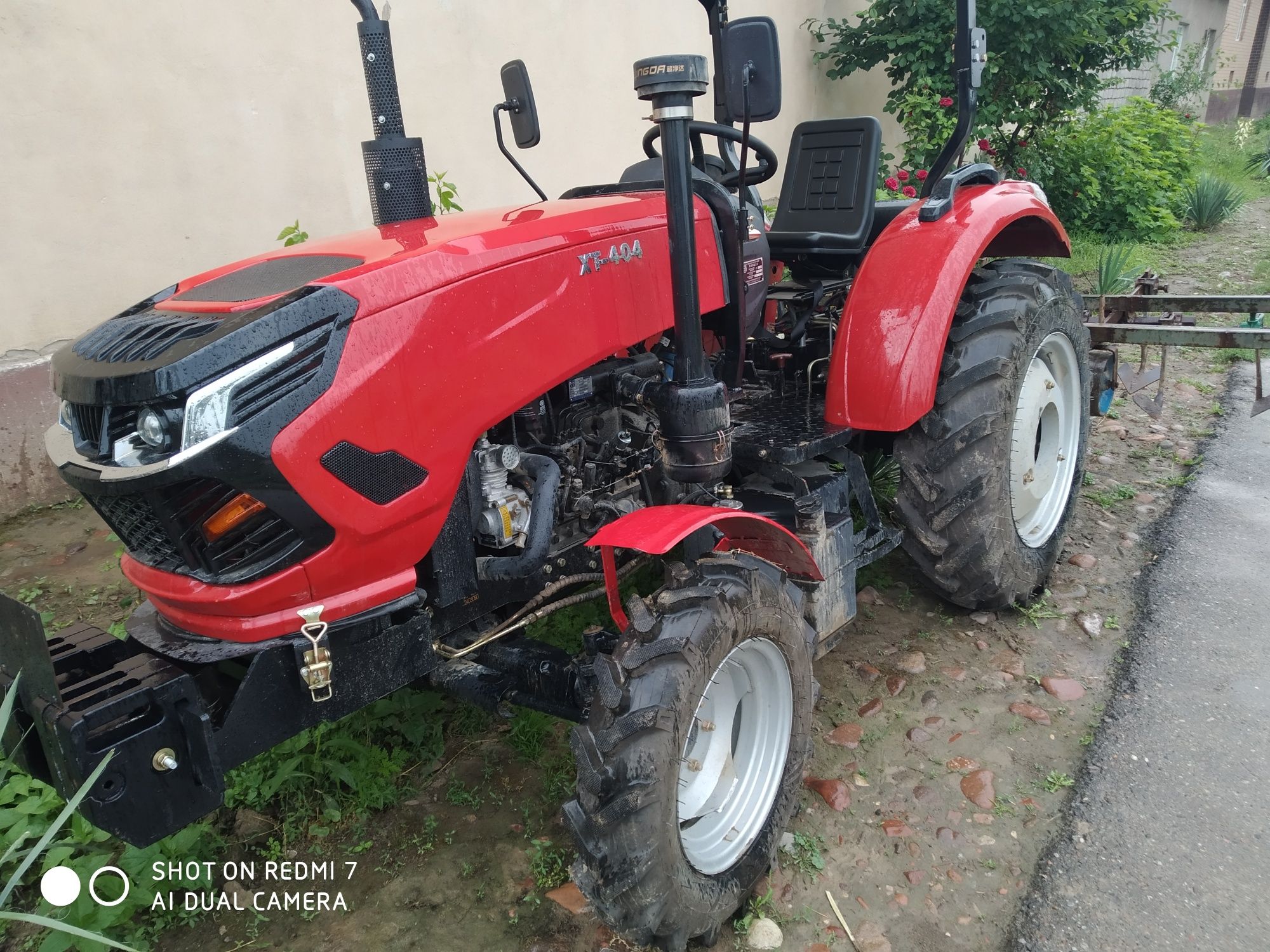 Mini traktor yangi 2024 fevral 40 ot kuchiga ega oldi orqa tortadi 4 p