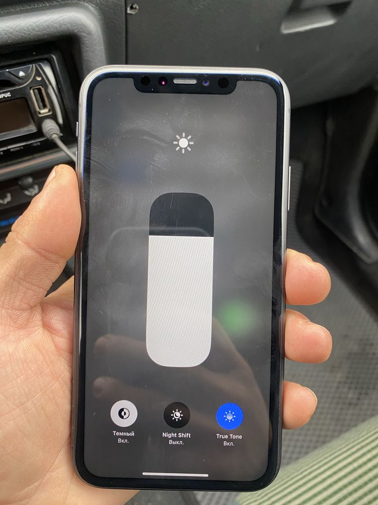 Iphone 11 black yangi