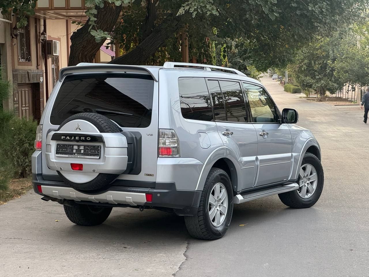 Mitsubishi pajero