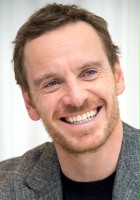 Michael Fassbender / Arló Ó Cairealláin