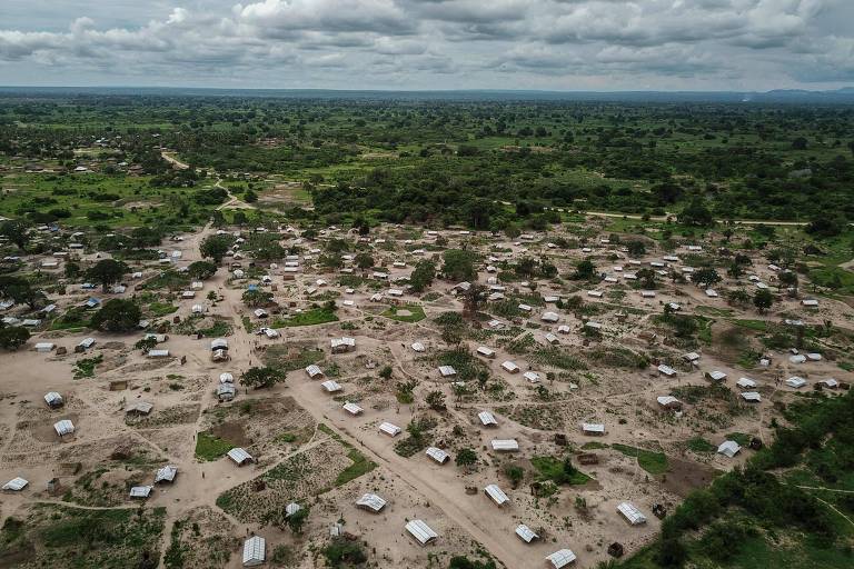 Tomada de cidade por extremistas e decapitação de crianças expõem caos em Moçambique