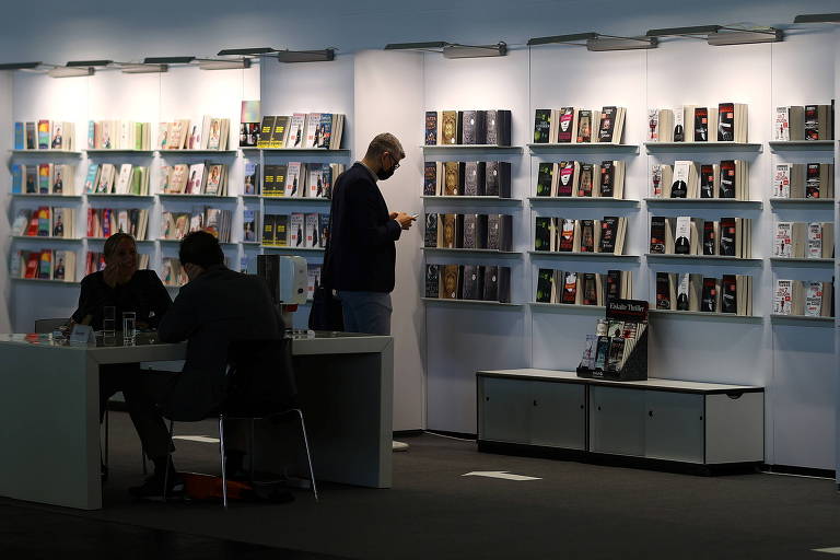 Feira de Frankfurt com editores de extrema direita causa debandada de autores