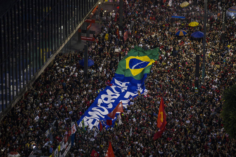 Prêmio IREE de Jornalismo recebe inscrições de reportagens que fortalecem a democracia