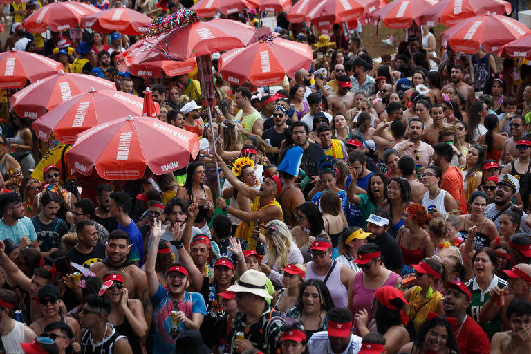 Blocos questionam organização do Carnaval de Rua 2025 em SP