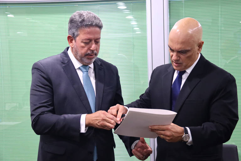 Moraes viu chifre na cabeça de cavalo com censura pedida por Lira