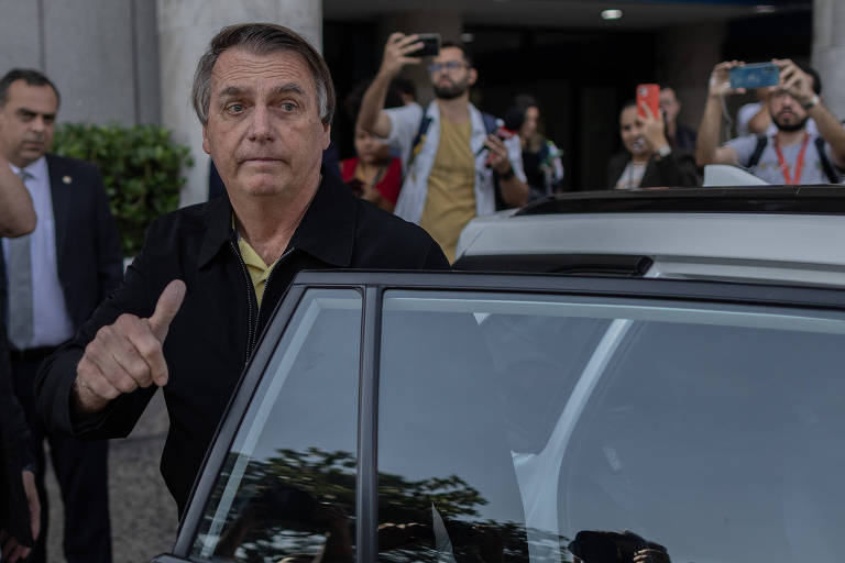 Bolsonaro muda tática na briga pelo controle da direita em 2026