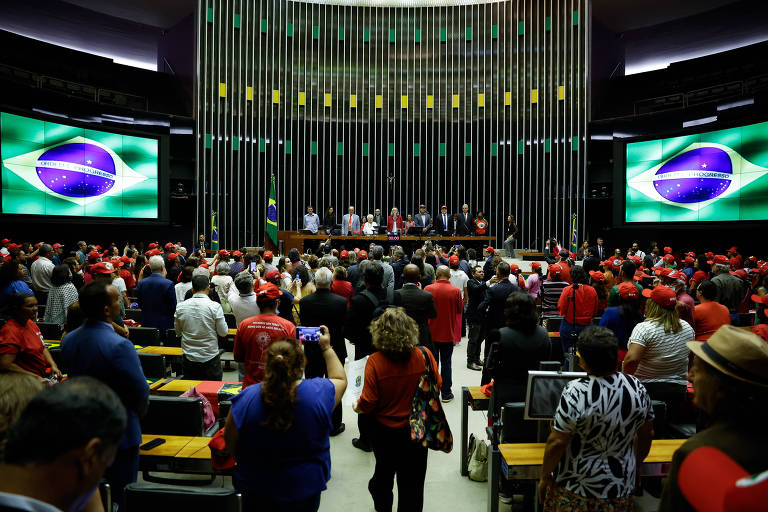 Ofensiva contra MST da Câmara ainda não encontra eco no Senado