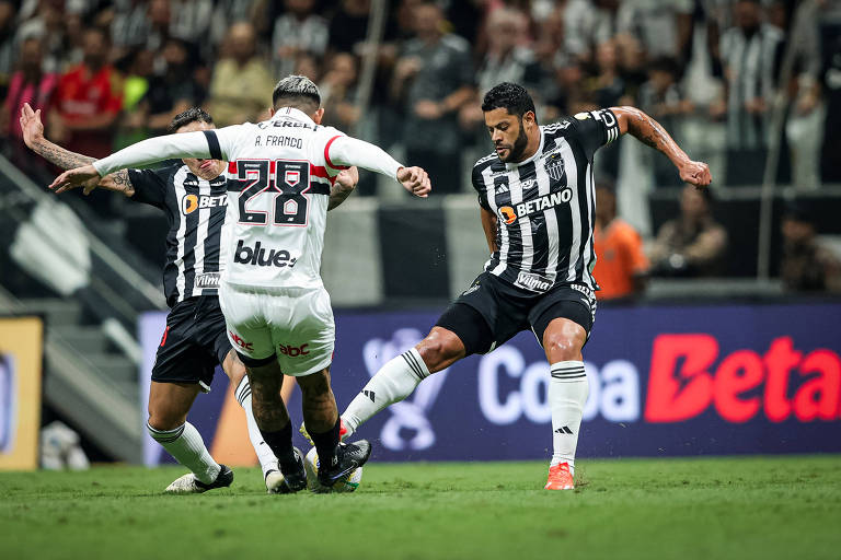 Atlético-MG segura o São Paulo e avança à semifinal da Copa do Brasil