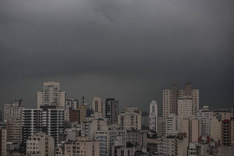 São Paulo terá sol entre nuvens e chuvas isoladas no último fim de semana do ano