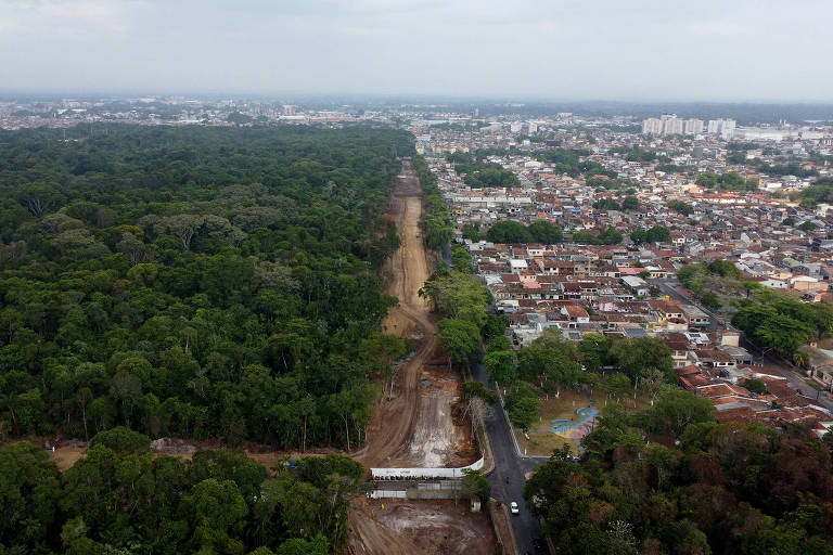 Belém enfrenta reveses a um ano da COP30 e corre para superar gargalos