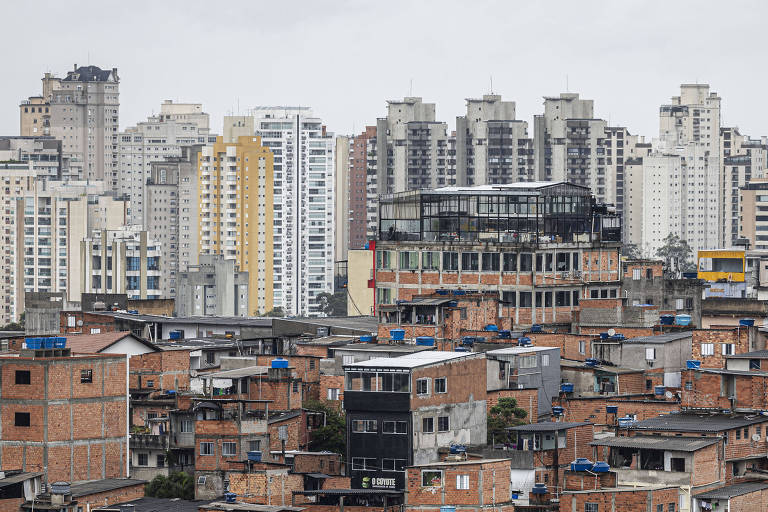 Pobreza e violência tiram 6 anos de vida dos negros no Brasil