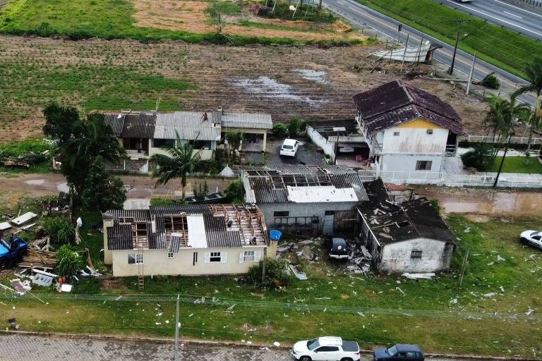 Temporal leva cidade de SC a decretar situação de emergência