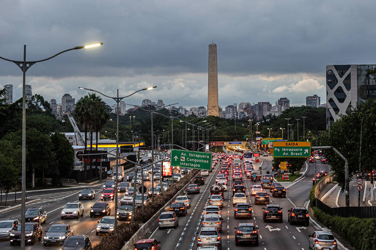 Rodízio de veículos em São Paulo fica suspenso a partir desta segunda (23)