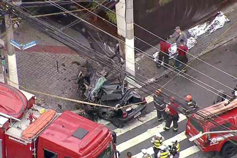 Duas pessoas morrem e outra fica ferida em grave acidente na zona norte de SP