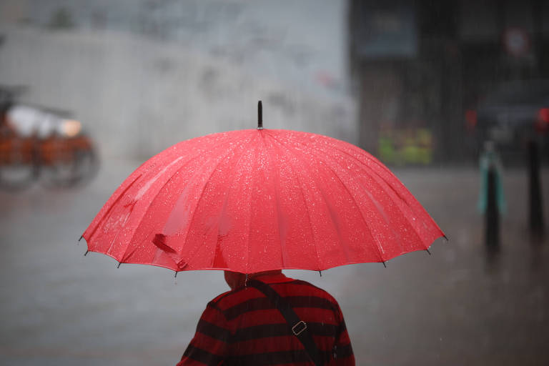 Natal será celebrado sob alerta de chuva forte para capital, litoral e interior de SP